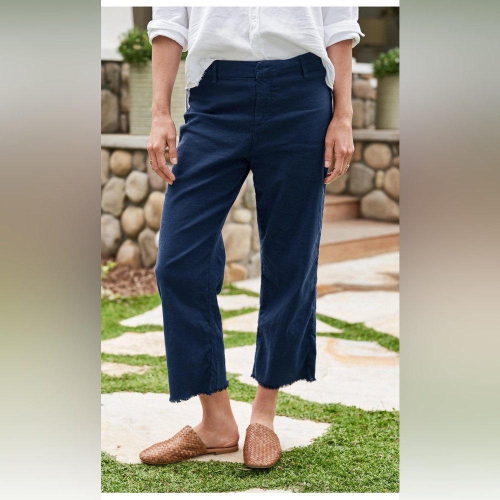 FRANK & EILEEN Kinsale Italian Performance Linen pants. Navy blue. Size 12.